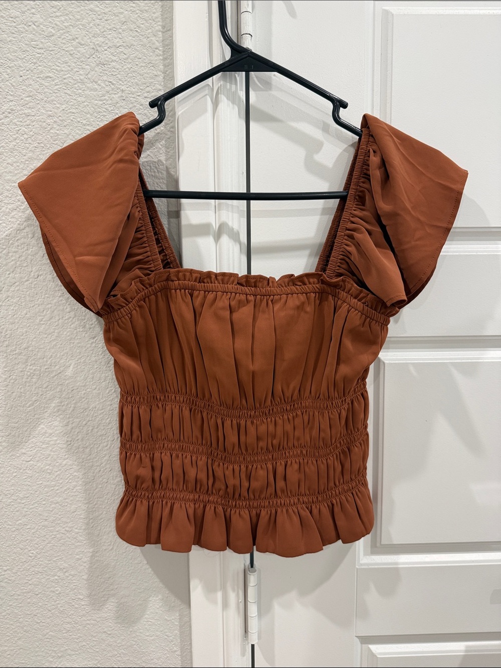 Abercrombie & Fitch Rust Brown Smocked Flutter-Sleeve Crop Top